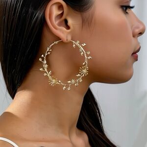Elegant Gold Floral Hoop Earrings